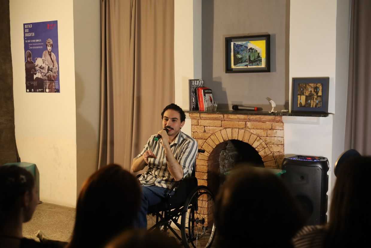 The host of Stand-Up Tbilisi, Saba Khaplanishvili. Photo courtesy of Nita Gogritchiani.