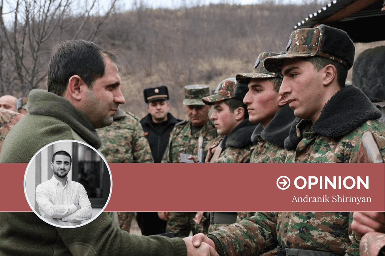 Armenian Defence Minister Suren Papikyan shakes hands with soldiers. Photo via social media.