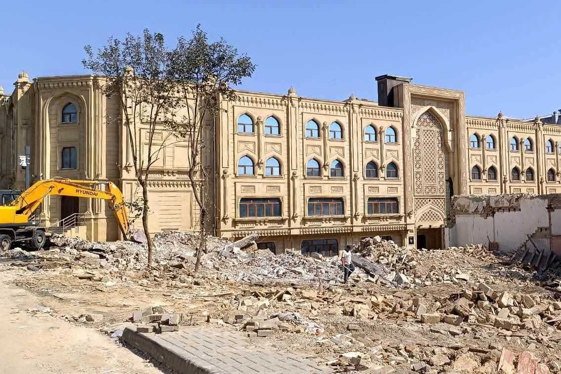 One of the buildings that was demolished in Bayirshahar. Photo: Save our Baku.