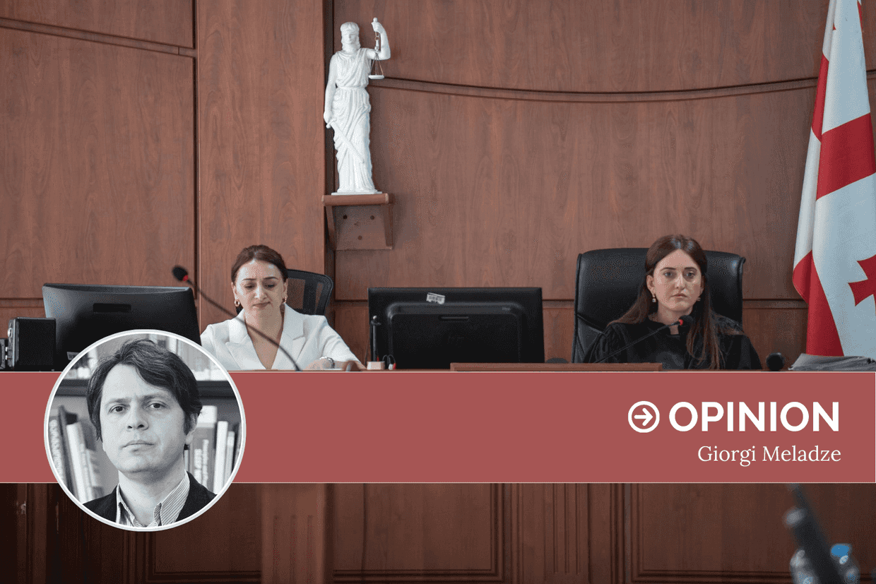 Judge Nino Sakhelashvili (right) during a court hearing in May 2025 for now-imprisoned journalist Mzia Amaghlobeli. Photo: Mariam Nikuradze/OC Media.