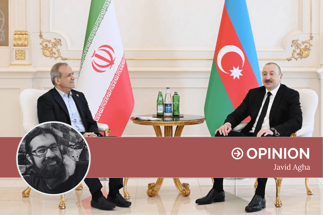 Iranian President Masoud Pezeshkian (left) with Azerbaijani President Ilham Aliyev (right). Official photo.