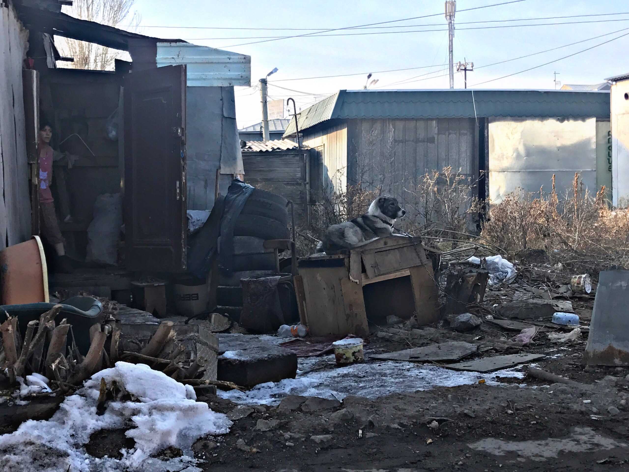 Several 'domiki' in Gyumri. Photo: Armine Avetisyan/OC Media. 