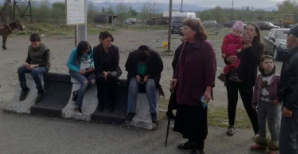 Family protests detentions of two men for crossing into Abkhazia