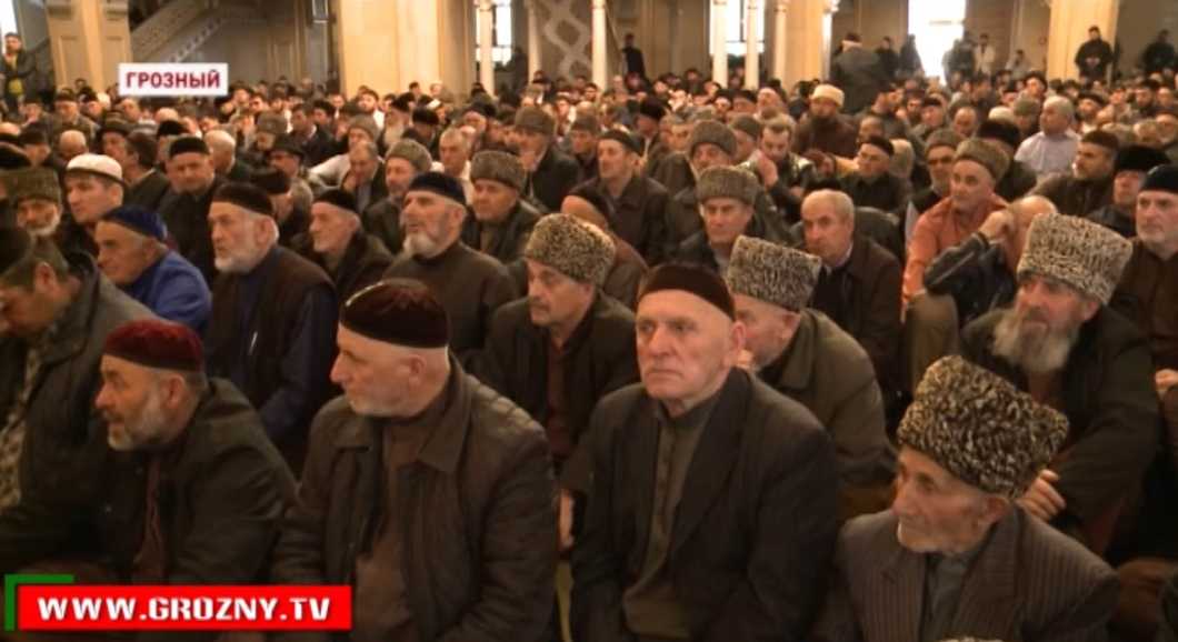 Novaya Gazeta journalists fear for safety following report on Chechen gay purge