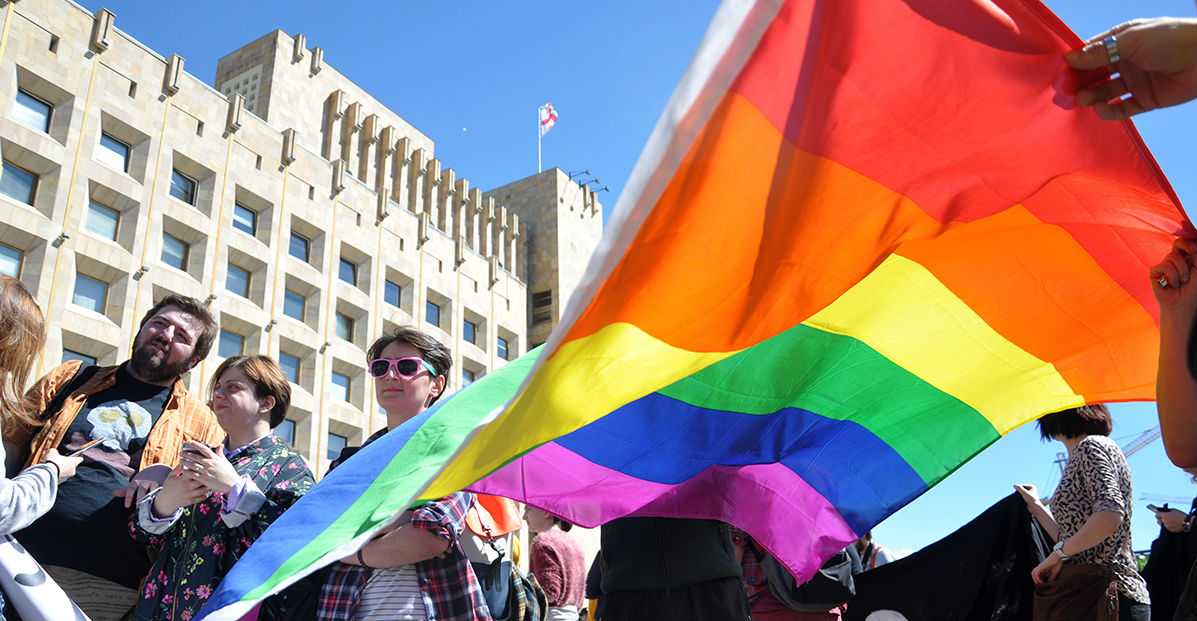 Queer rights activists mark 17 May in Tbilisi under heavy police presence; Church takes to streets