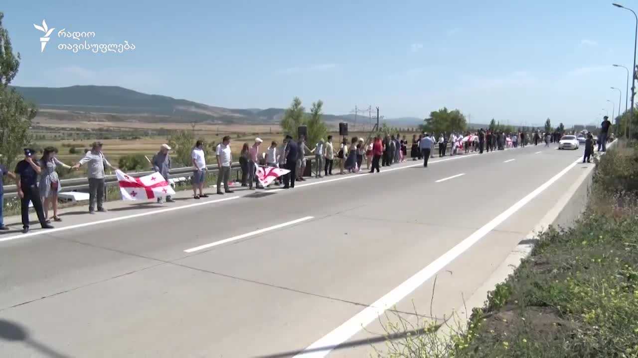 Putin visits Abkhazia as commemorations held for August War