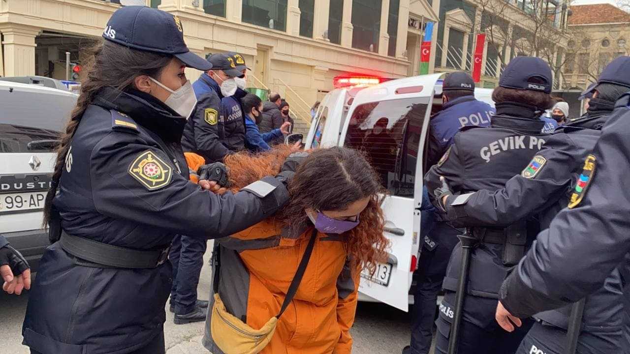 Police in Baku detaining women. Photo: Ulviyya Ali/OC Media.