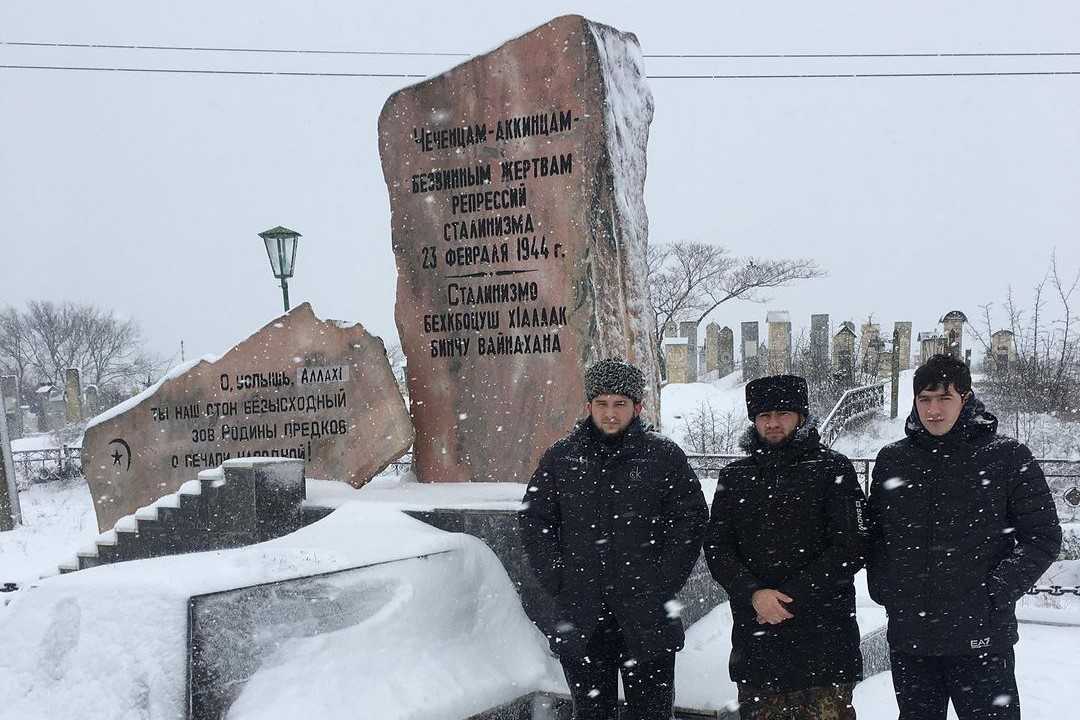 Participants of a demonstration on 23 February in the Novolaksky District. Photo: r_otuzbiev/Instagram