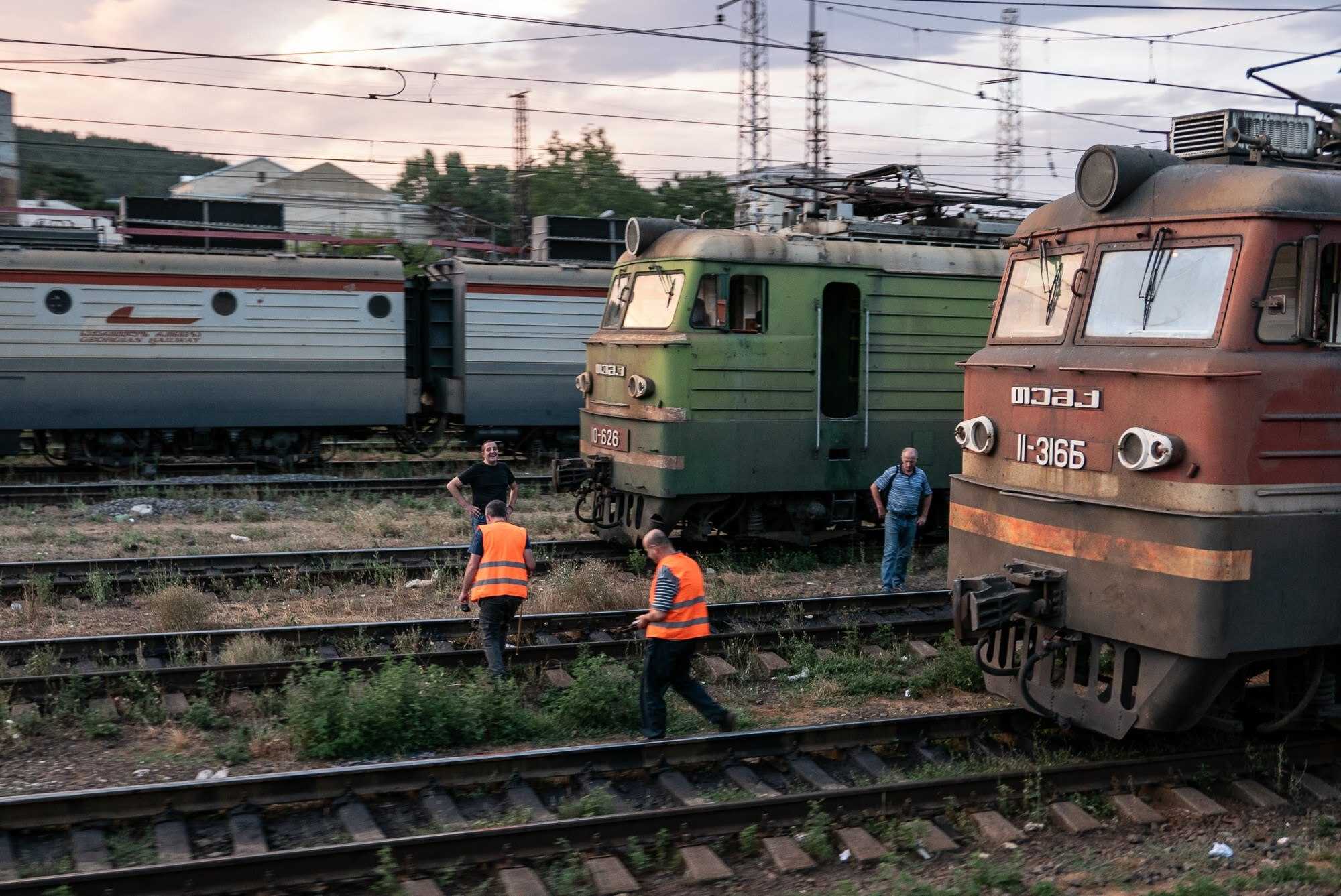 A train yard in Khashuri. Mariam Nikuradze/OC Media.