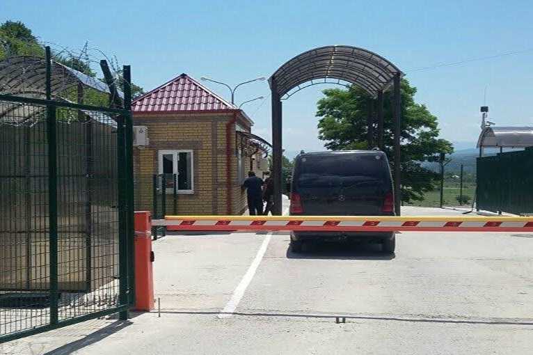 Razdakhan checkpoint. Image via Res.