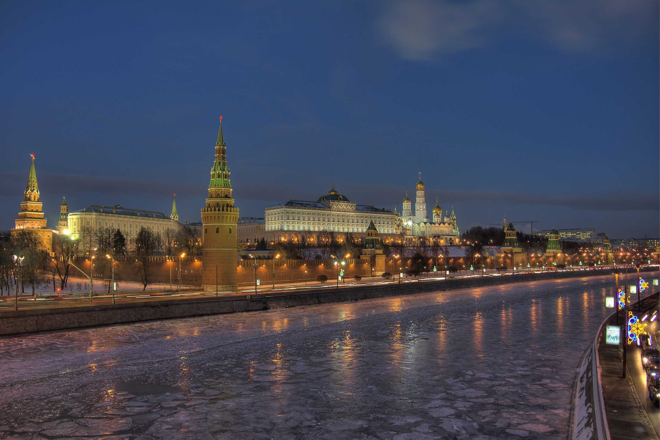 The Kremlin in Moscow via Wikimedia Commons.