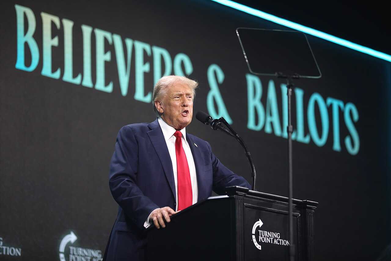 Donald Trump campaigning in Florida in July 2024. Image via Gage Skidmore/Wikimedia Commons