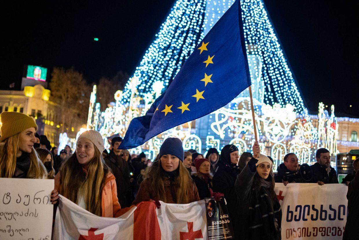 Georgia live updates | UK and US announce sanctions as mass protests continue