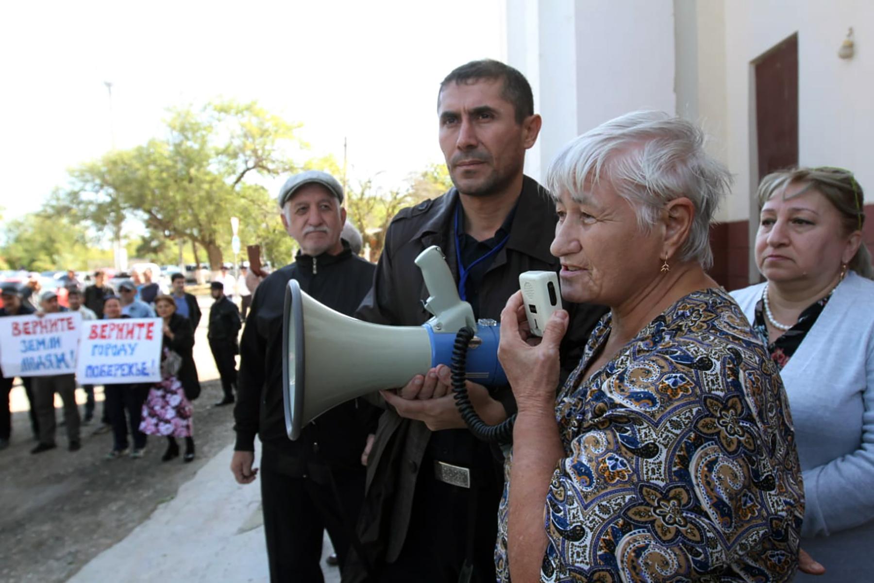 Residents of Daghestan’s Kaspiysk protest beachfront constructions