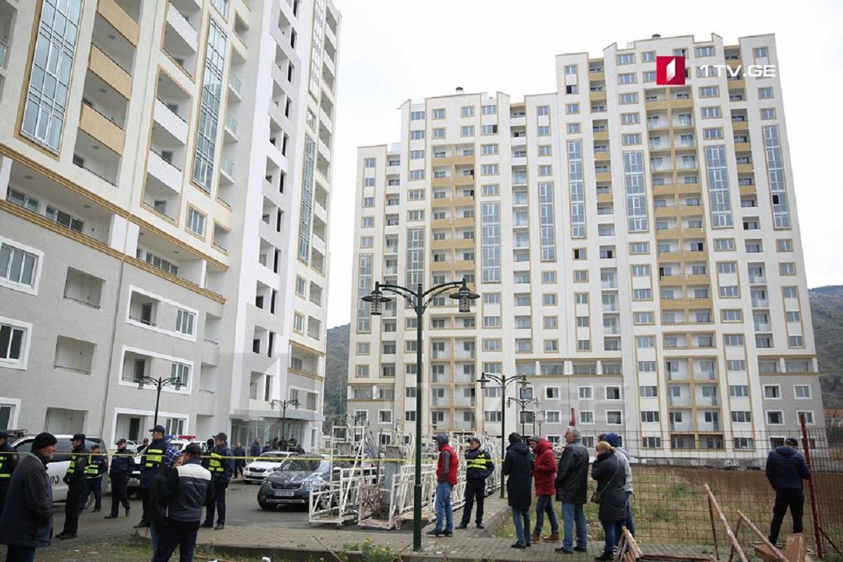 200 IDP families occupy buildings in Tbilisi demanding housing