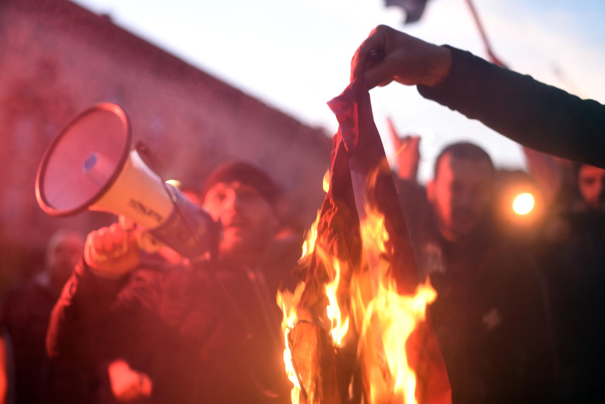 Homophobic protesters attack filmgoers at Georgian film premiere