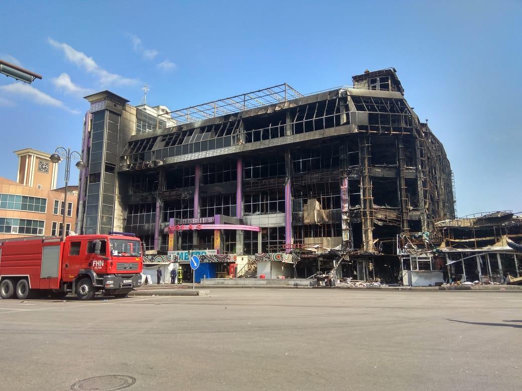 Shopkeepers call for compensation after fire devastates Baku mall