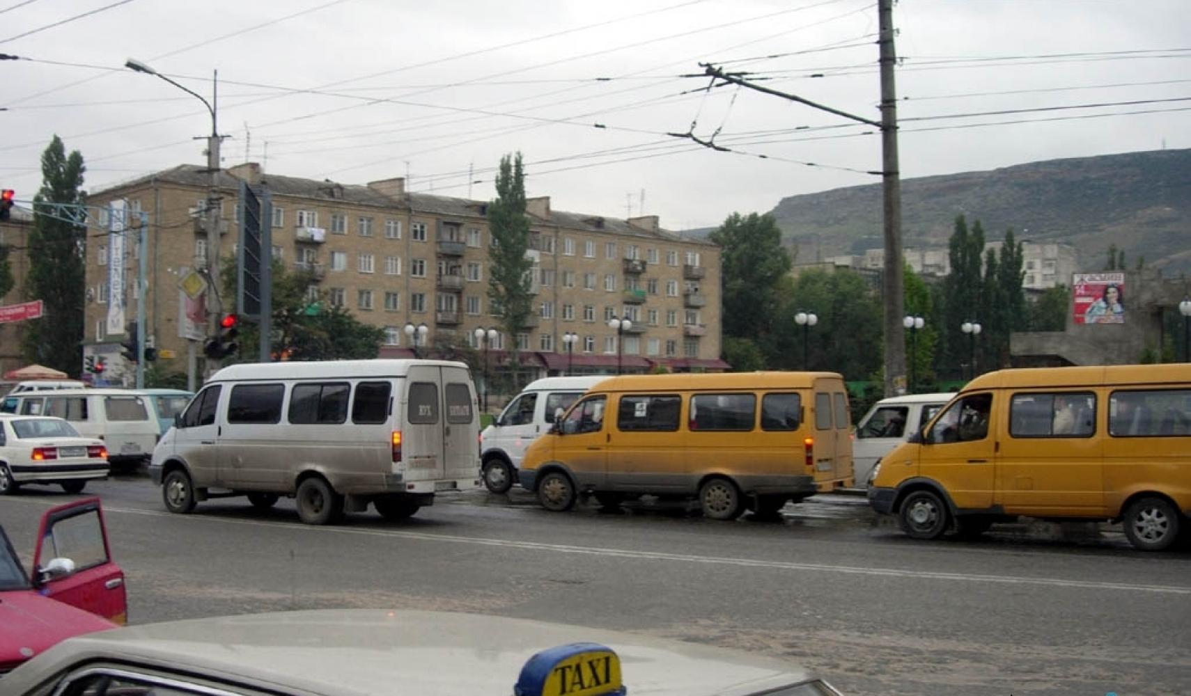 Daghestani anti-monopoly regulator orders minibus companies to lower prices