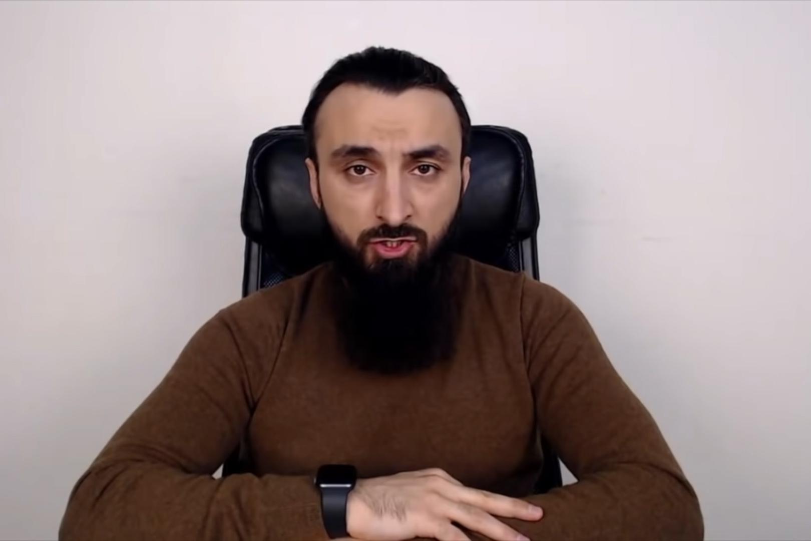 Tumso Abdurakhmanov speaking about the kidnapping of his relatives in a video appeal in December 2021.