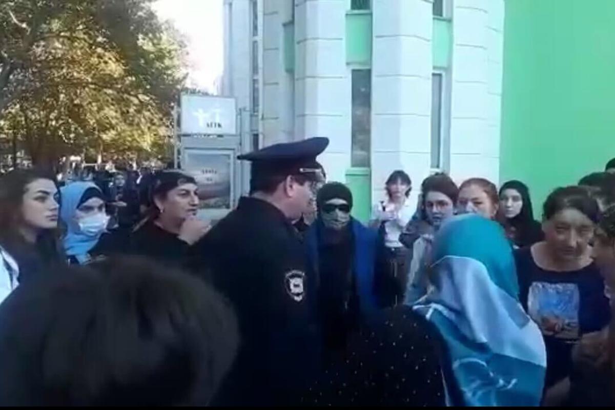 The protests in Makhachkala on 25 September. Screengrab via Chernovik.