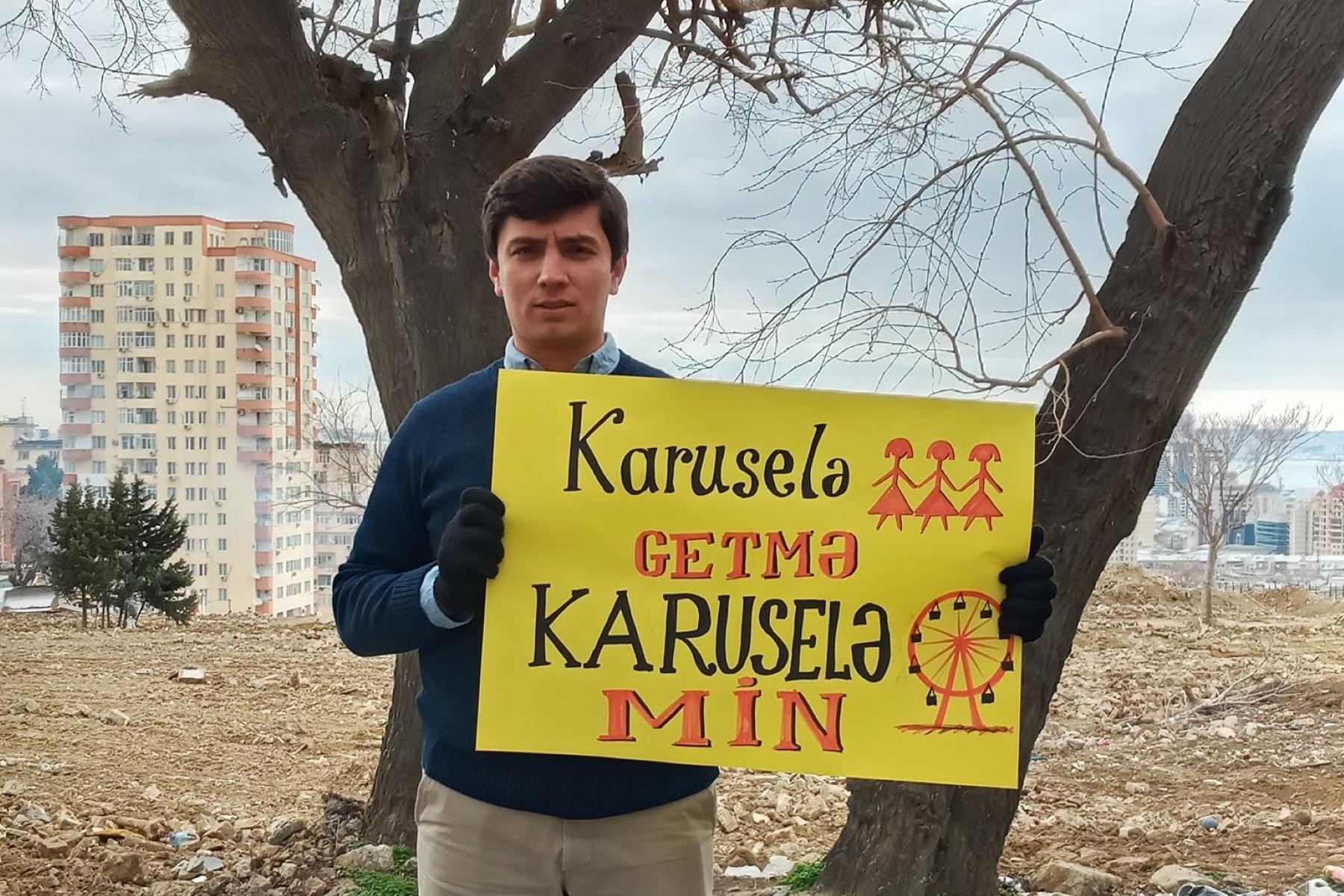 Amrah Tahmazov carrying a poster against election fraud in 2020. Photo: Amrah Tahmazov/Facebook 