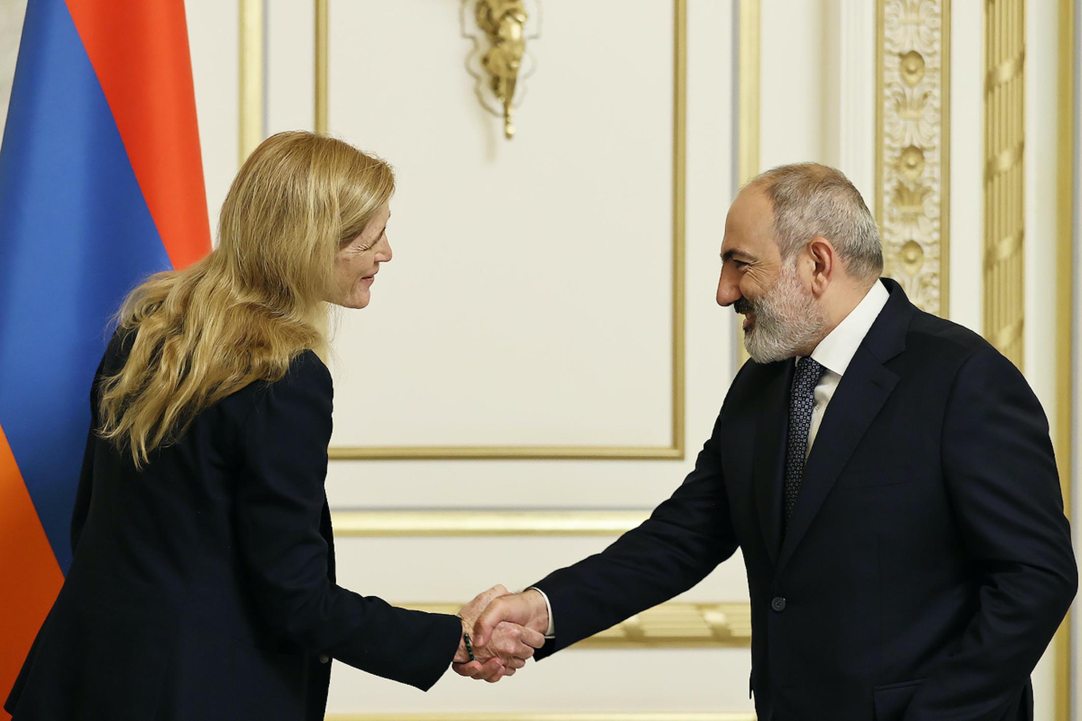 USAID Administrator Samantha Power meets with Armenian Prime Minister Nikol Pashinyan. Image: primeminister.am.