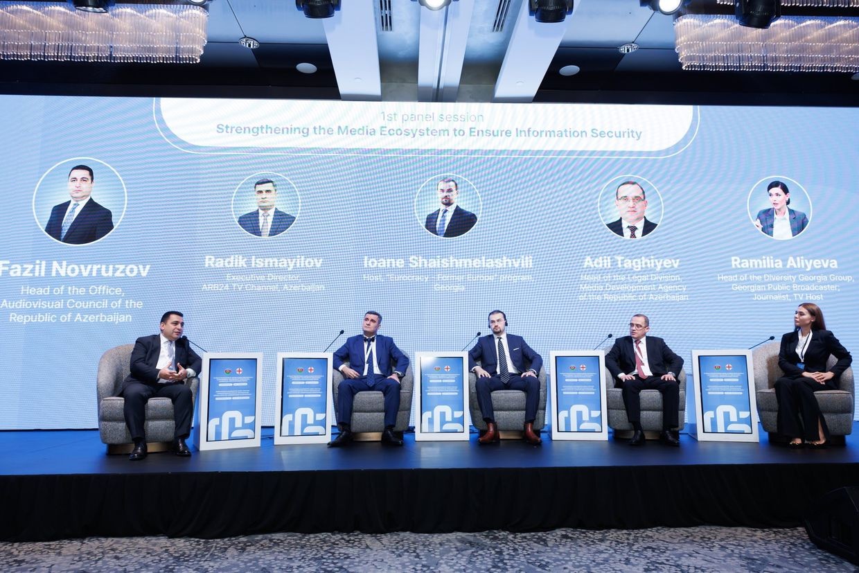 One of the panels at the Azerbaijan–Georgia Media Forum. Official photo.