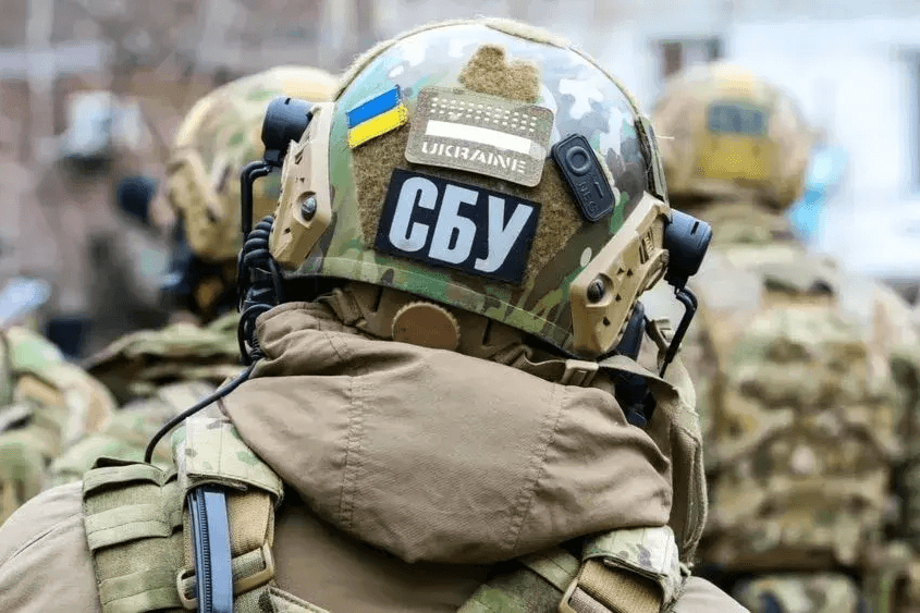 An officer from the Security Service of Ukraine (SBU) in an undated photo. For illustrative purposes. Photo: UNN.