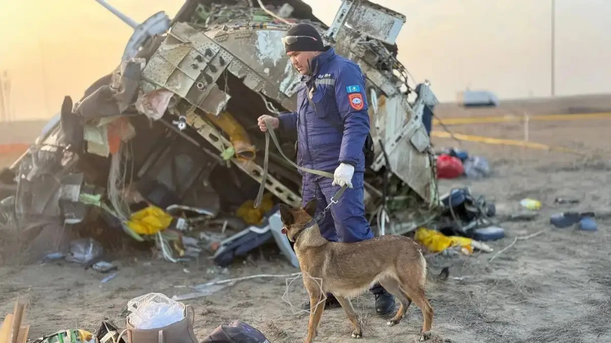 Search and rescue teams at the site of the Azerbaijan Airlines crash near Aktau, Kazakhstan. Photo: Ministry of Emergencies of Kazakhstan.