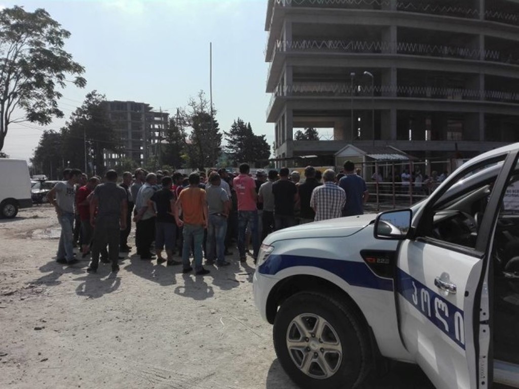 Batumi construction workers promised to continue working after lay-off controversy