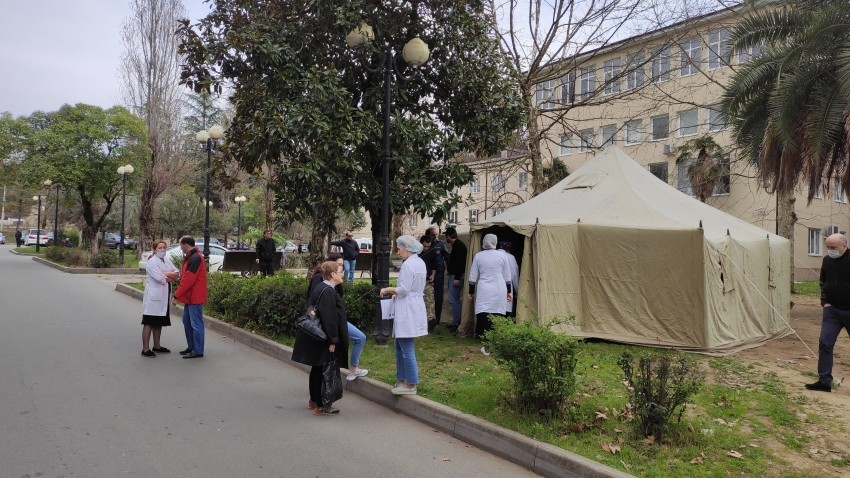 A medical tent outside the Republican Hospital in Sukhumi. Image: Ministry for Emergency Services of Abkhazia.