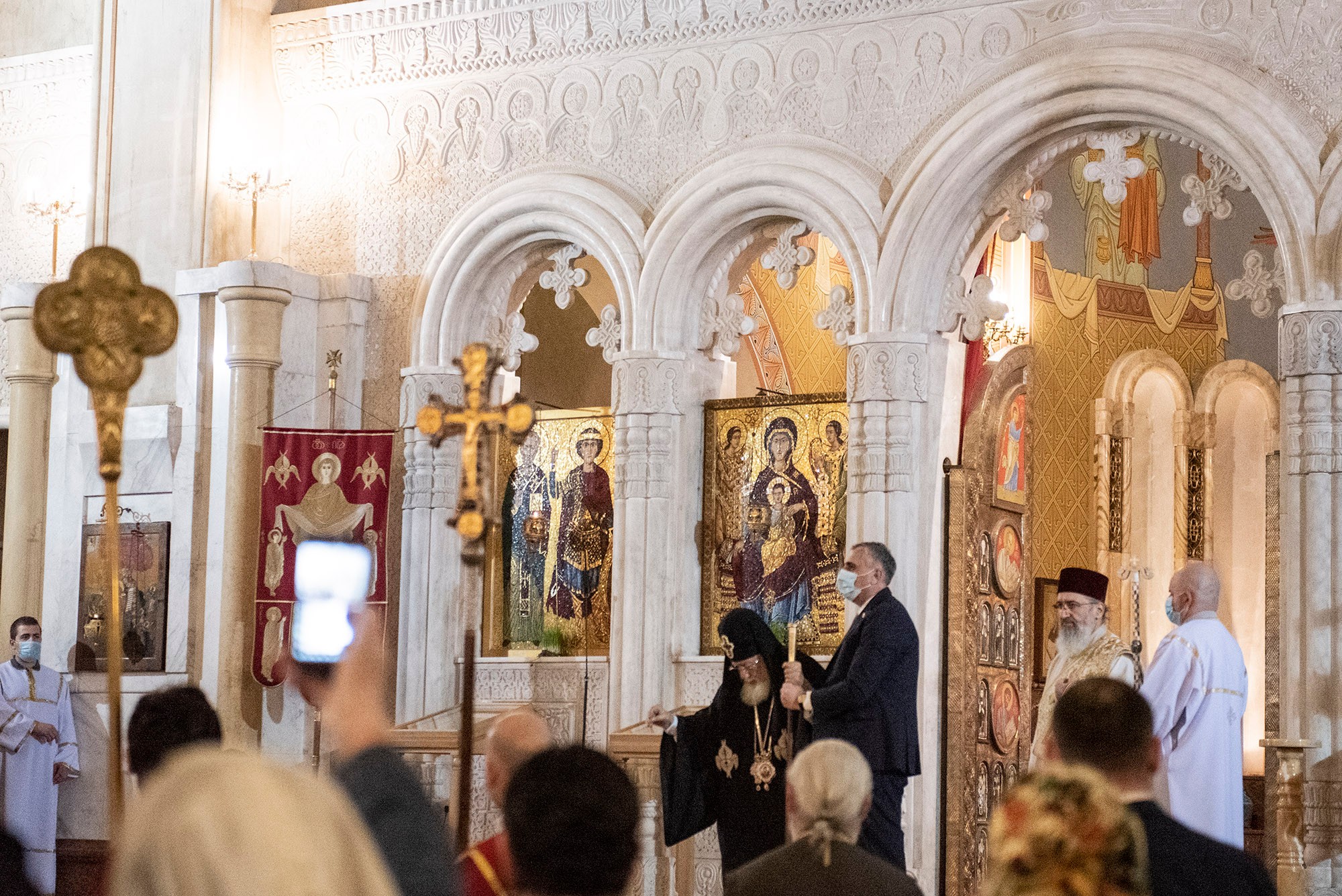 Patriarch Ilia II led the Easter services in the Sameba Holy Trinity Cathedral. Photo: Mariam Nikuradze/OC Media.