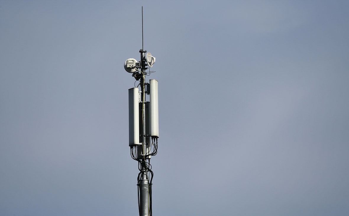 A cellular tower. Credit: Mikhail Voskresenskiy/Ria Novosti.