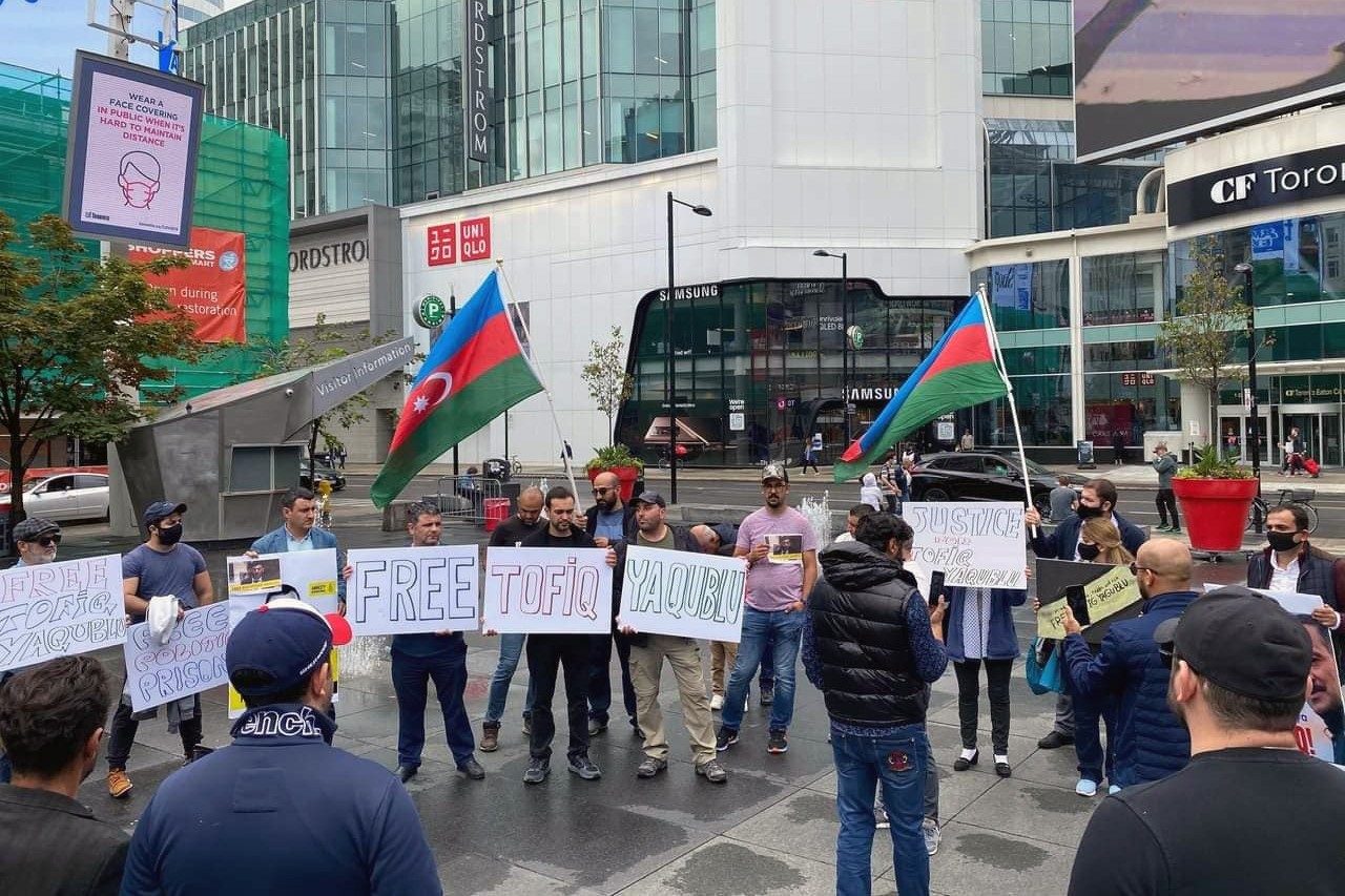 A demonstration in Toronto, Canada, in support of Tofig Yagublu. Image via Meydan TV.