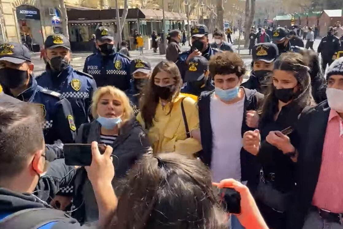 The demonstration on 5 April 2021 was broken up by police as soon as it began. Image via Meydan TV.