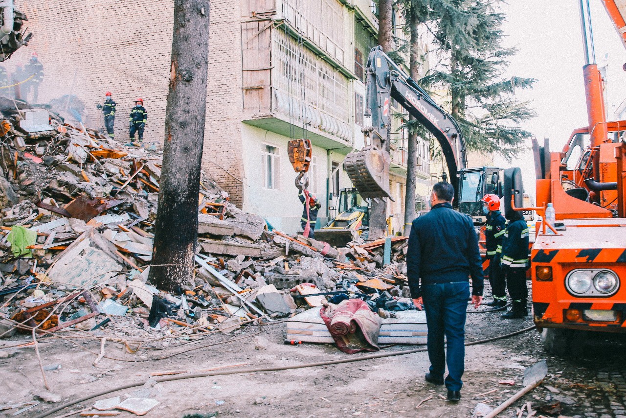 The ruins of the seven-storey residential building on 26 May Street in Batumi. Photo: MIA.