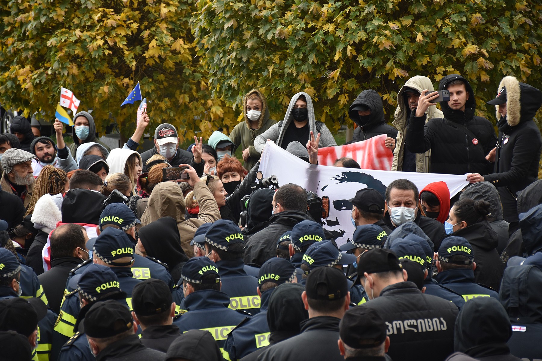 Protesters gathered outside Tbilisi City Court on 10 November, where Mikheil Saakashvili’s trial was underway. Photo: Tata Shoshiashvili/OC Media.