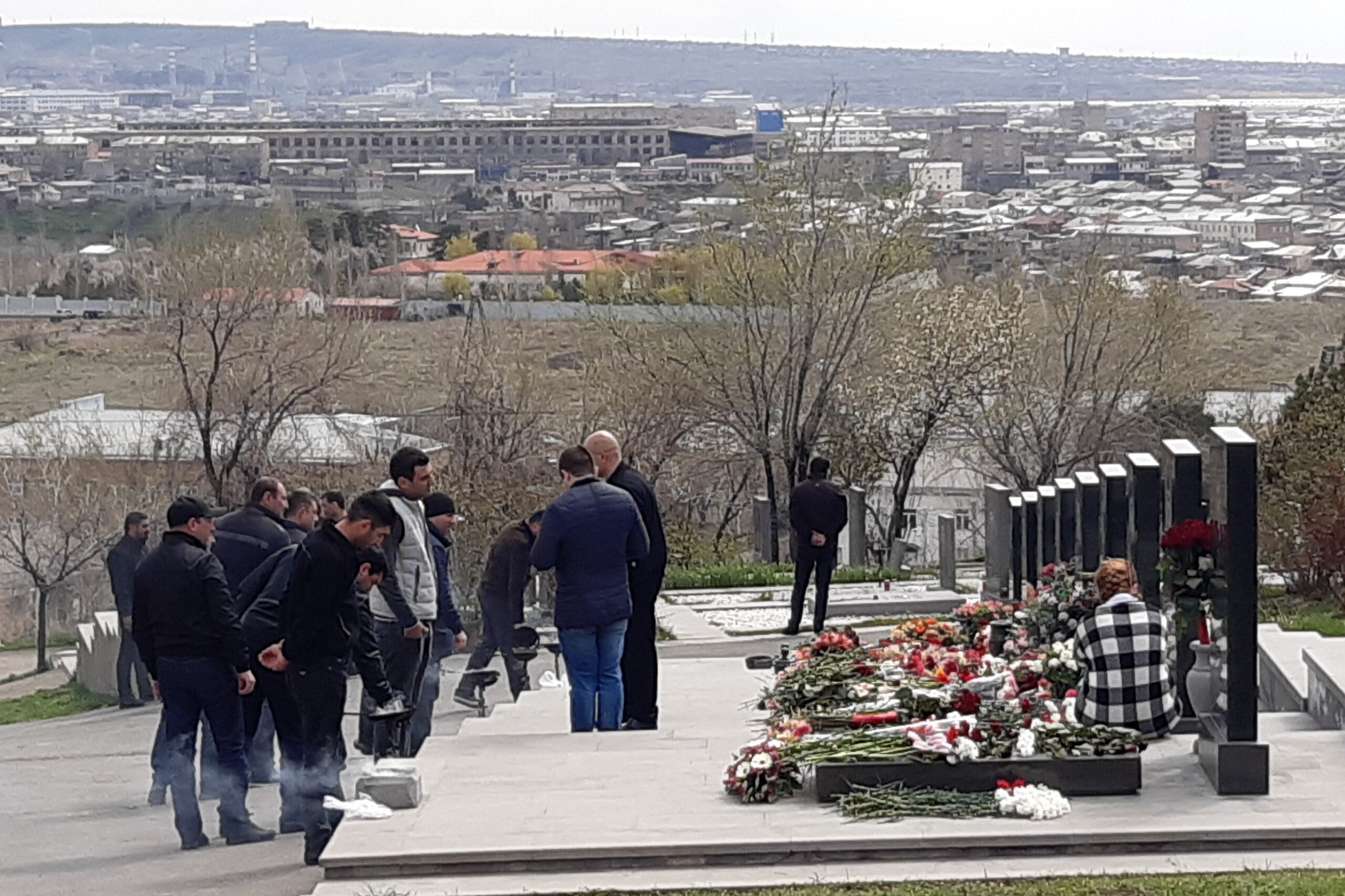 Mourners visit the Yerablur Military Memorial Cemetery on 2 April 2022. Photo: Ani Avetisyan/OC Media.