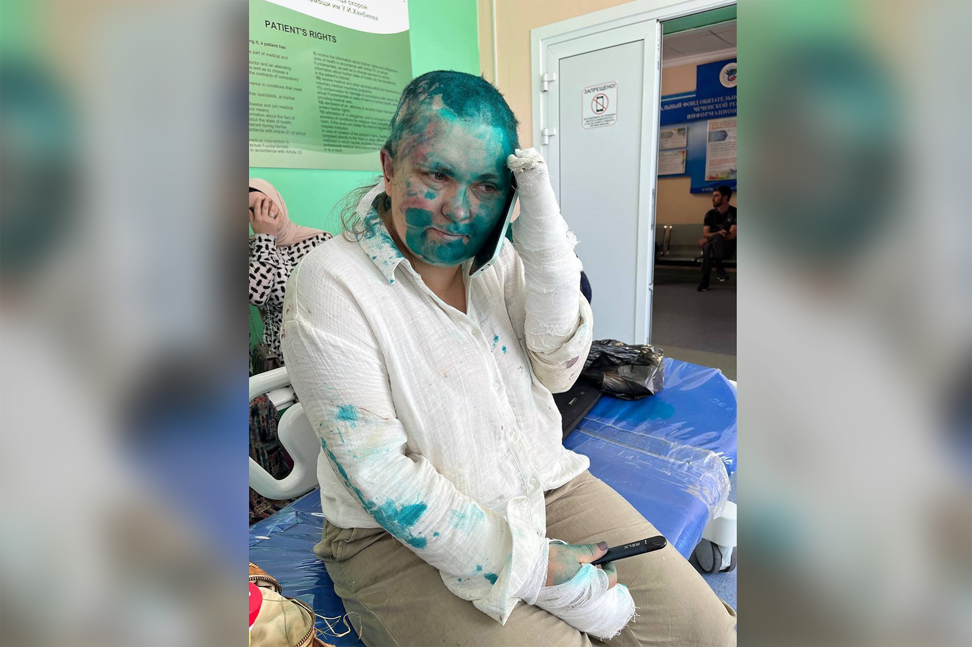 Elena Milashina after the attack. Photo: Crew Against Torture