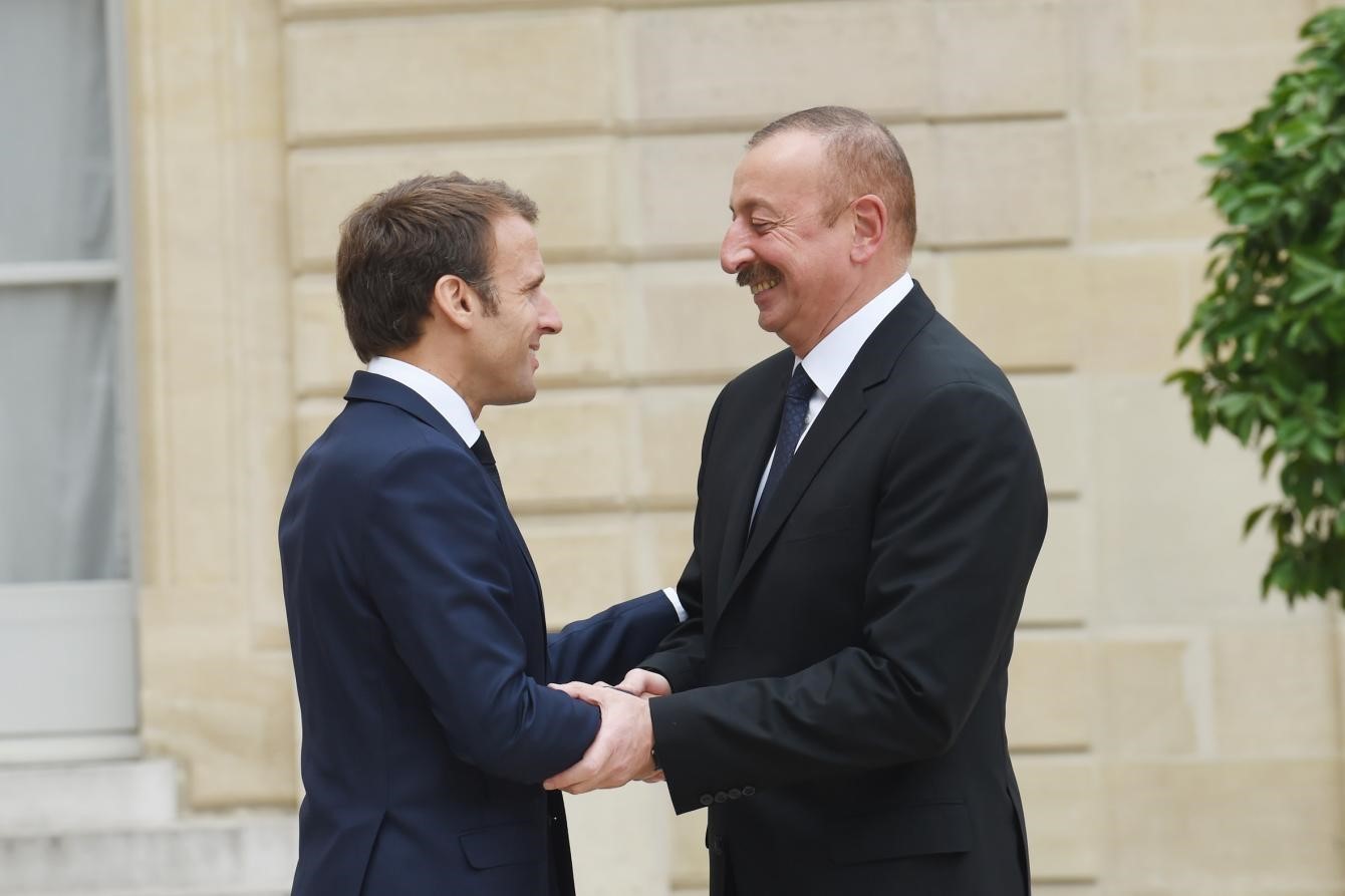 French President Emmanuel Macron and Azerbaijani President Ilham Aliyev. Image via president.az.