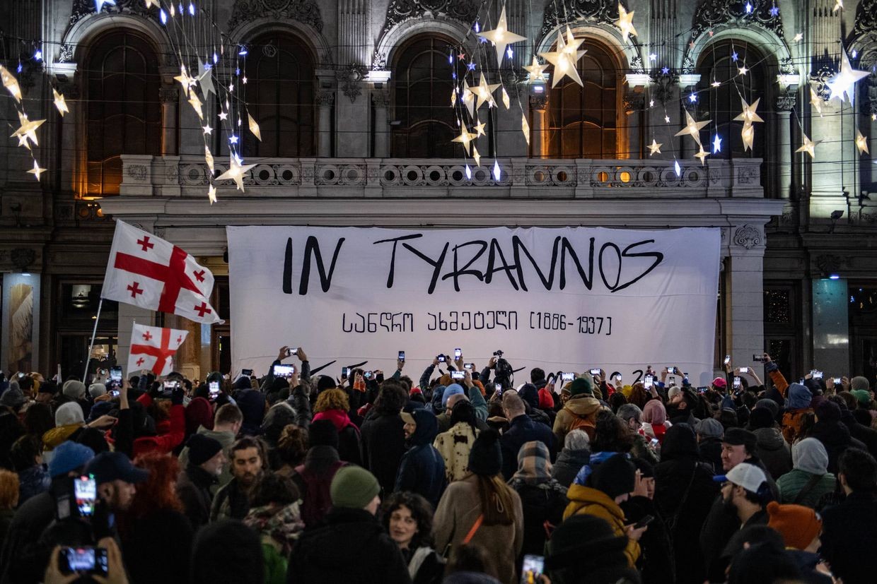 Protest banners hang outside Rustaveli Theatre. Photo: Mariam Nikuradze/OC Media.