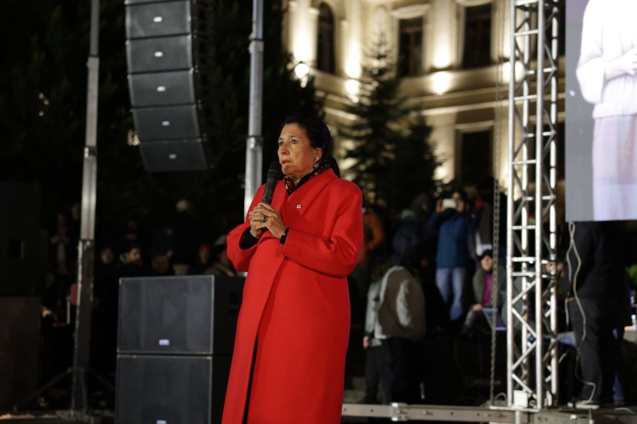 Self-declared interim President Salome Zourabichvili addressed a gathering of thousands of demonstrators on Rustaveli Avenue in Tbilisi marking the 90th day of continuous anti-government protests. Image via social media.