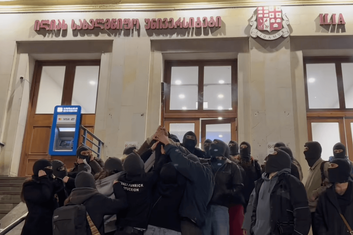 ISU students set off fireworks in front of the main university building as a sign of resistance. Screengrab via social media.