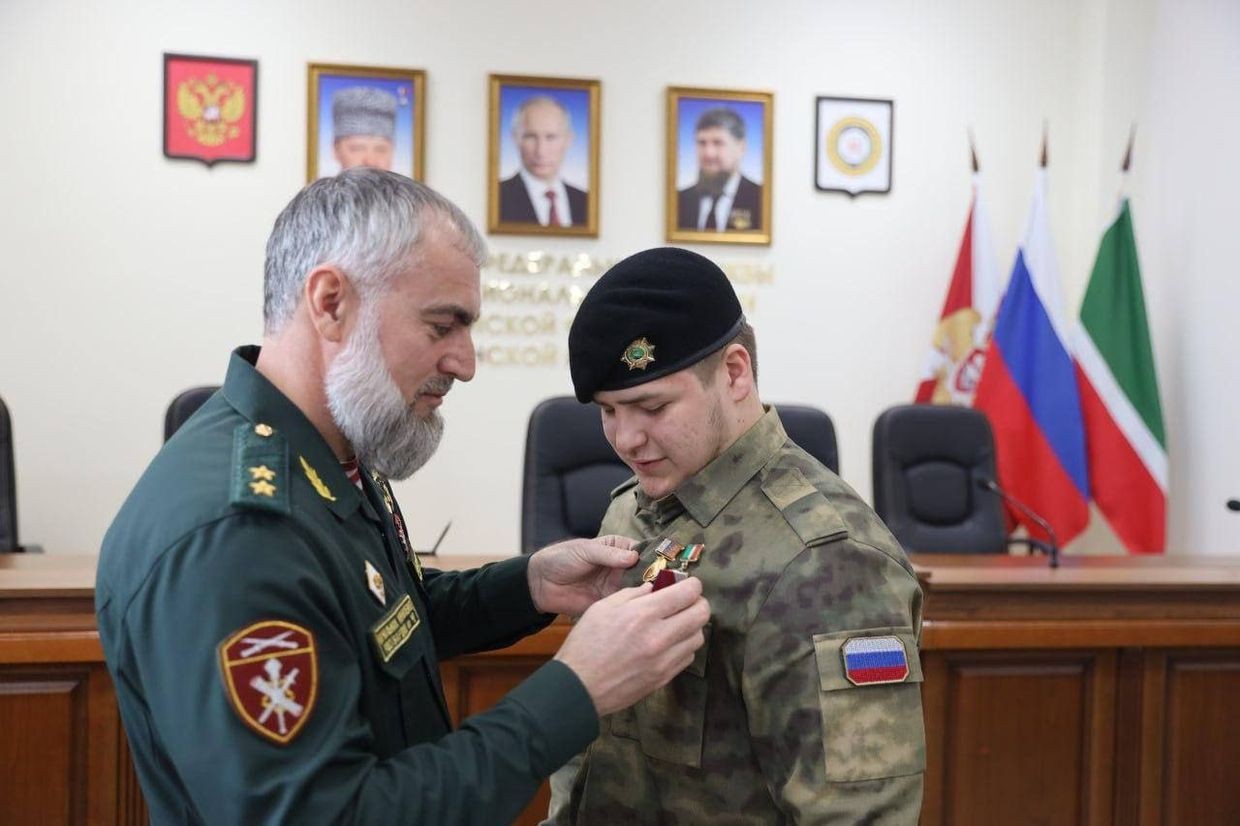 Adam Kadyrov is receiving his award. Photo: Chechnya today.