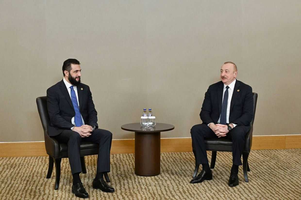 Ahmad al-Sharaa and Ilham Aliyev during the meeting in Antalya. Photo: Official photo. 