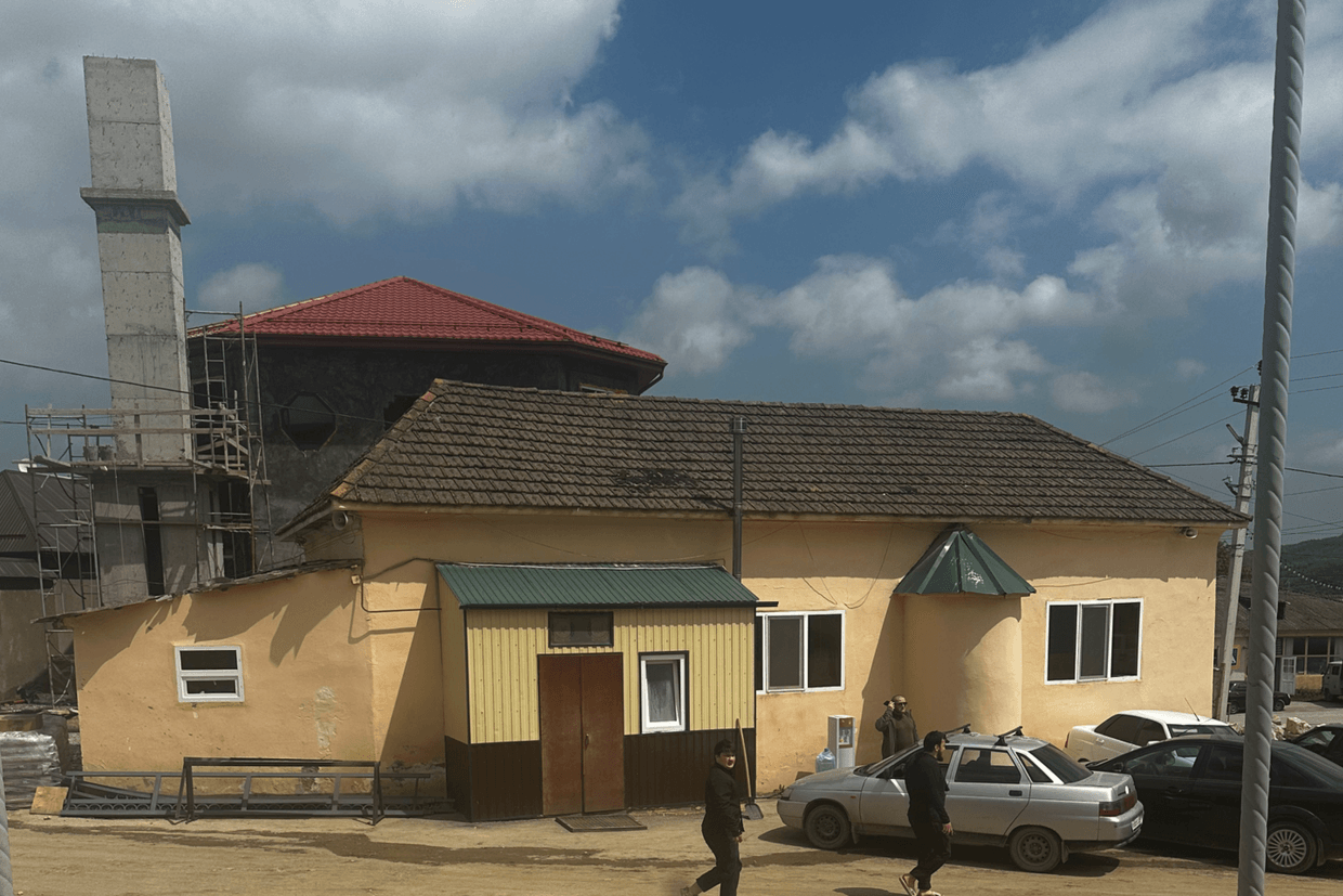 The mosque in Leninaul. Photo: social media.