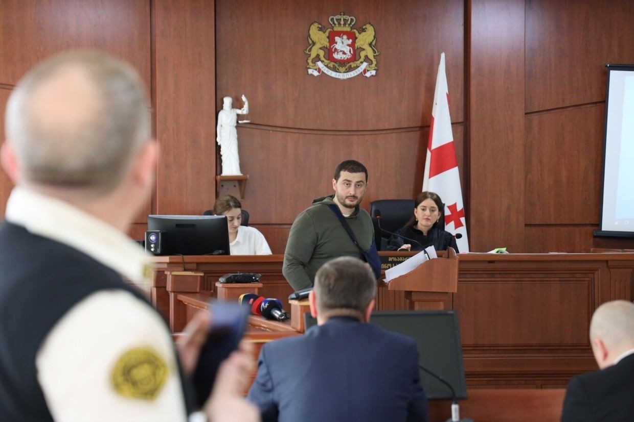 Forensic medical expert Givi Chkhartishvili testifying in court in Mzia Amaghlobeli’s case. Photo: RFE/RL.