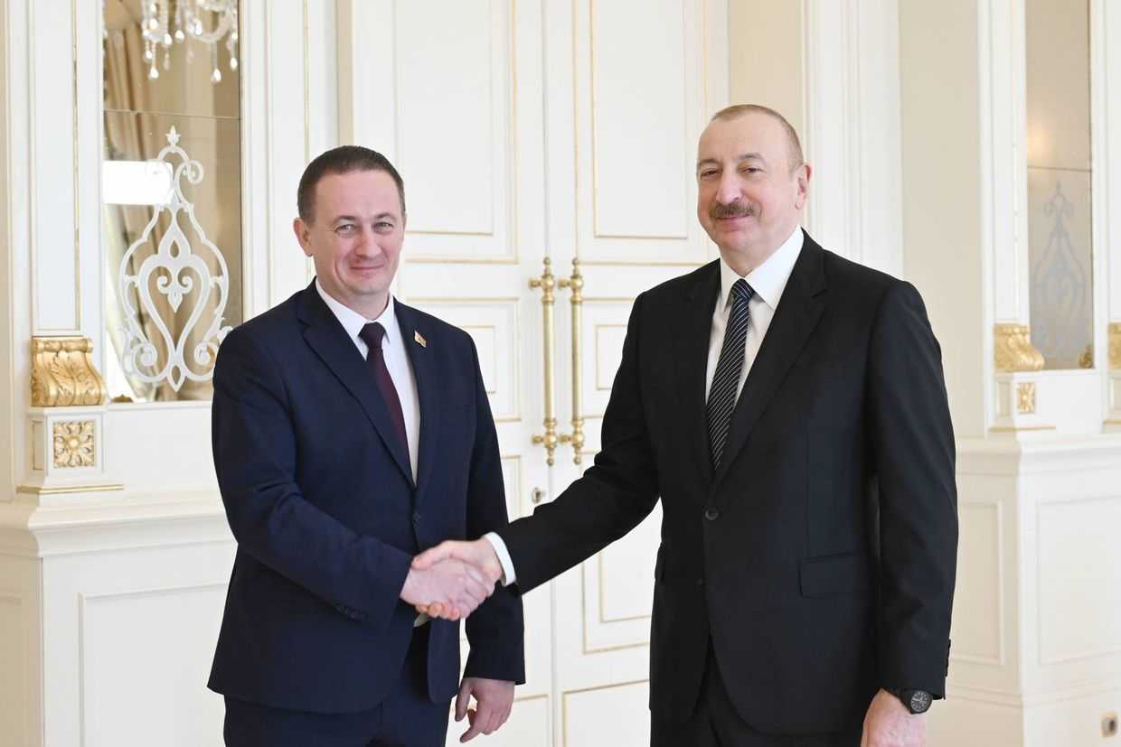 Belarusian Prime Minister Aliaksandr Turchyn and Azerbaijani President Ilham Aliyev in Baku. Official photo.