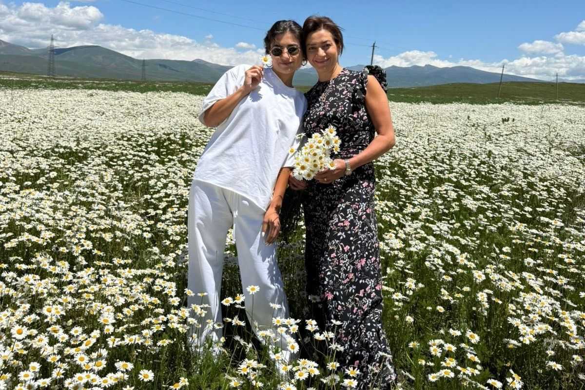 Anna Hakobyan (right) with one of her daughters in Armenia’s Syunik Province. Photo via social media.