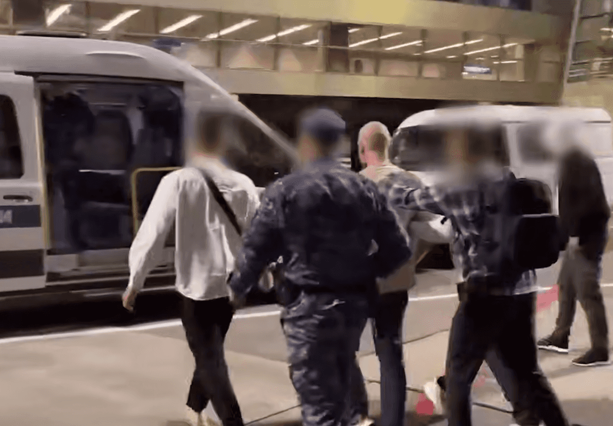 Ruslan Botashev in the airport. Screengrab from video.